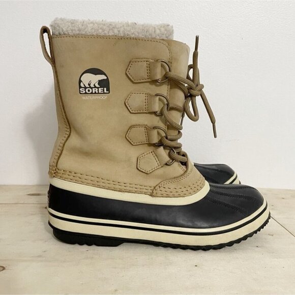 SOREL Size 7  Women's Winter Carnival Waterproof Boot $179.99 - Picture 1 of 10